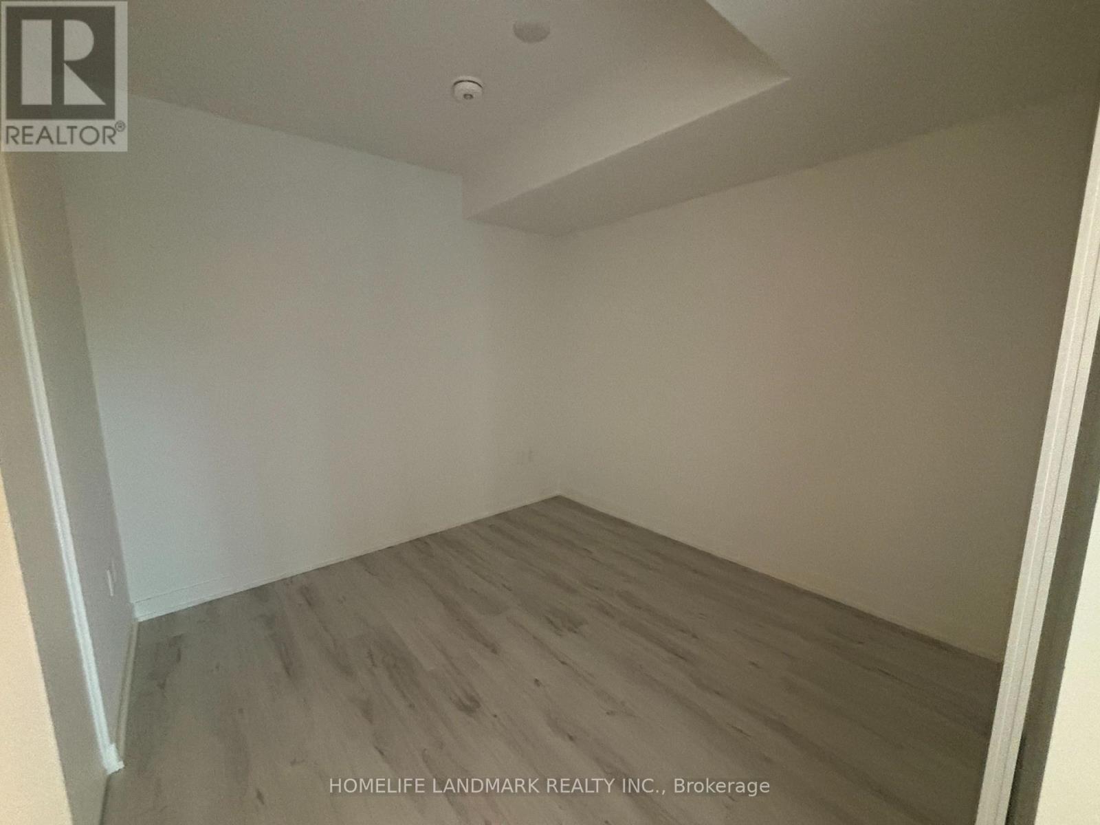 315 - 120 Broadway Avenue, Toronto, Ontario  M4P 0E9 - Photo 8 - C12470692