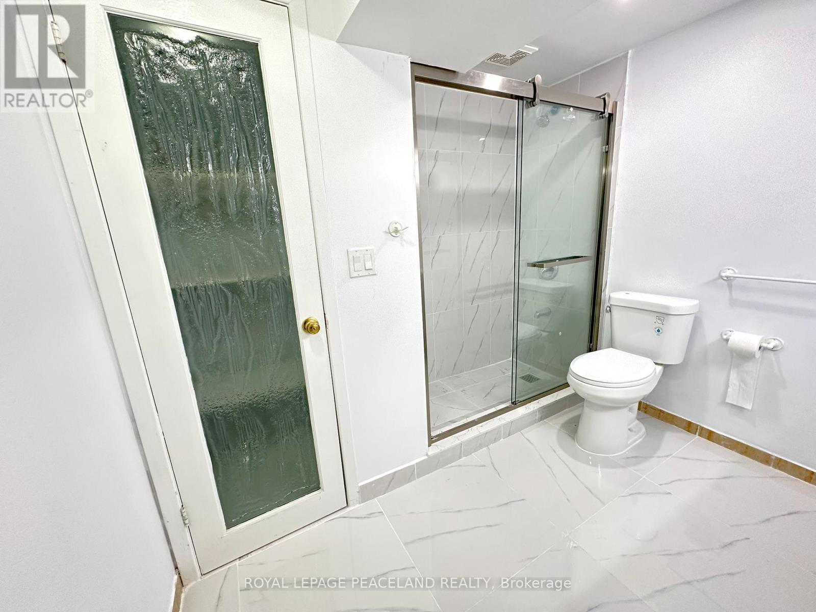 423 Osiris Drive, Richmond Hill, Ontario  L4C 2R1 - Photo 13 - N12470685