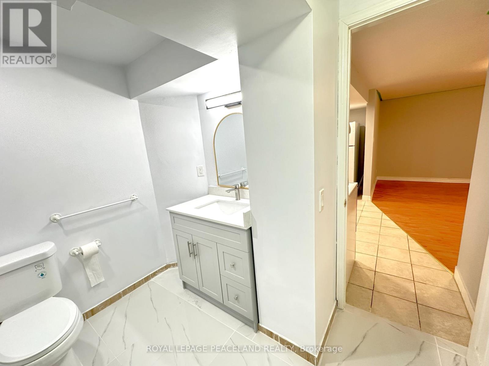 423 Osiris Drive, Richmond Hill, Ontario  L4C 2R1 - Photo 16 - N12470685