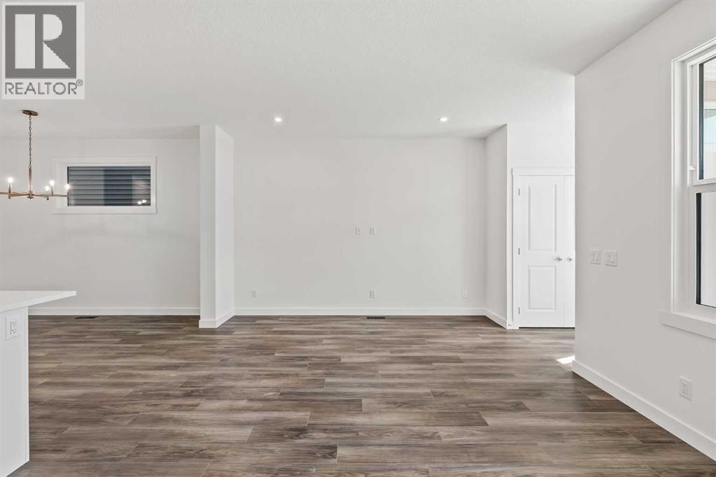 834 Livingston View Ne, Calgary, Alberta  T3P 2K7 - Photo 11 - A2244984