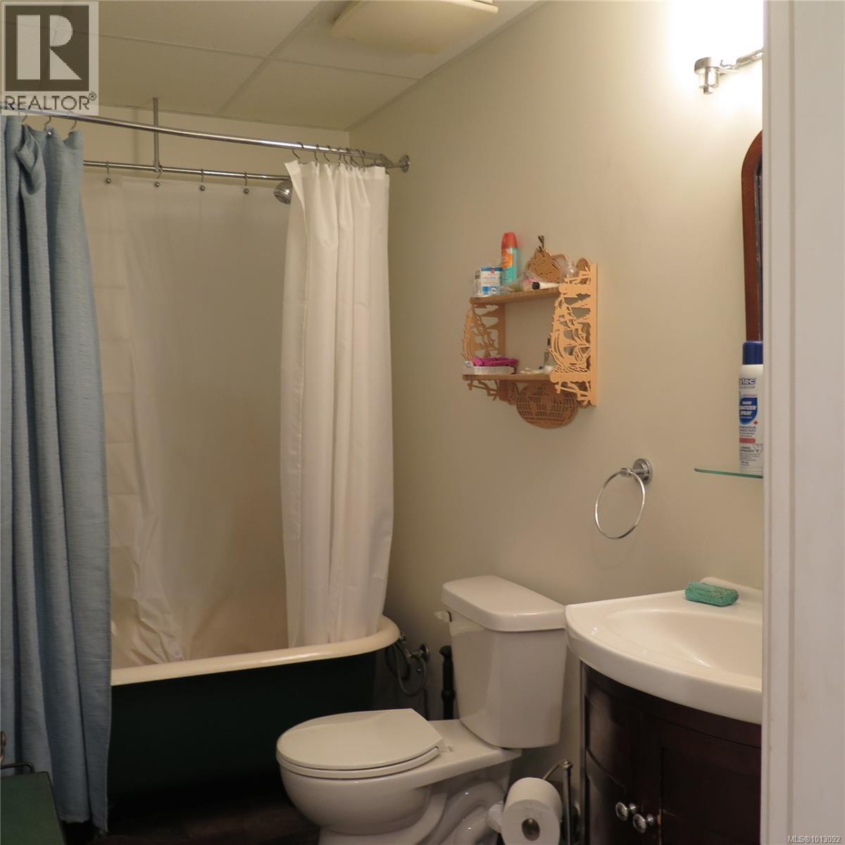 426 Davis Rd, Ladysmith, British Columbia  V0R 2E0 - Photo 19 - 1013092