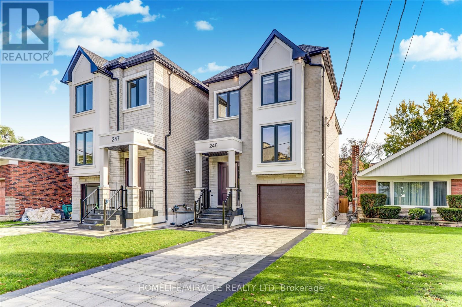 245 Ferris Road, Toronto (O'connor-Parkview), Ontario  M4B 1H2 - Photo 2 - E12469651