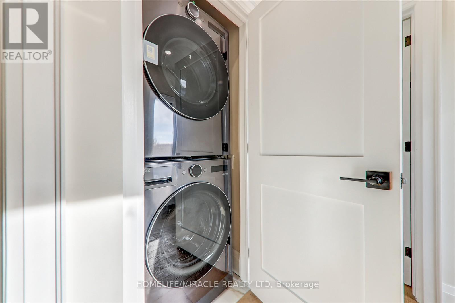 245 Ferris Road, Toronto (O'connor-Parkview), Ontario  M4B 1H2 - Photo 21 - E12469651