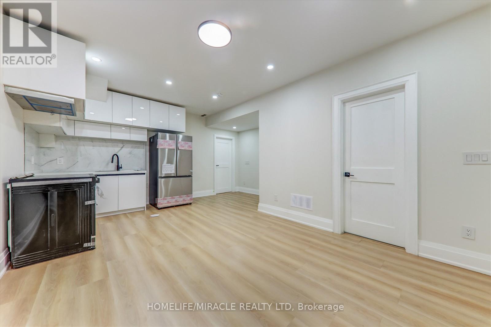 245 Ferris Road, Toronto (O'connor-Parkview), Ontario  M4B 1H2 - Photo 32 - E12469651