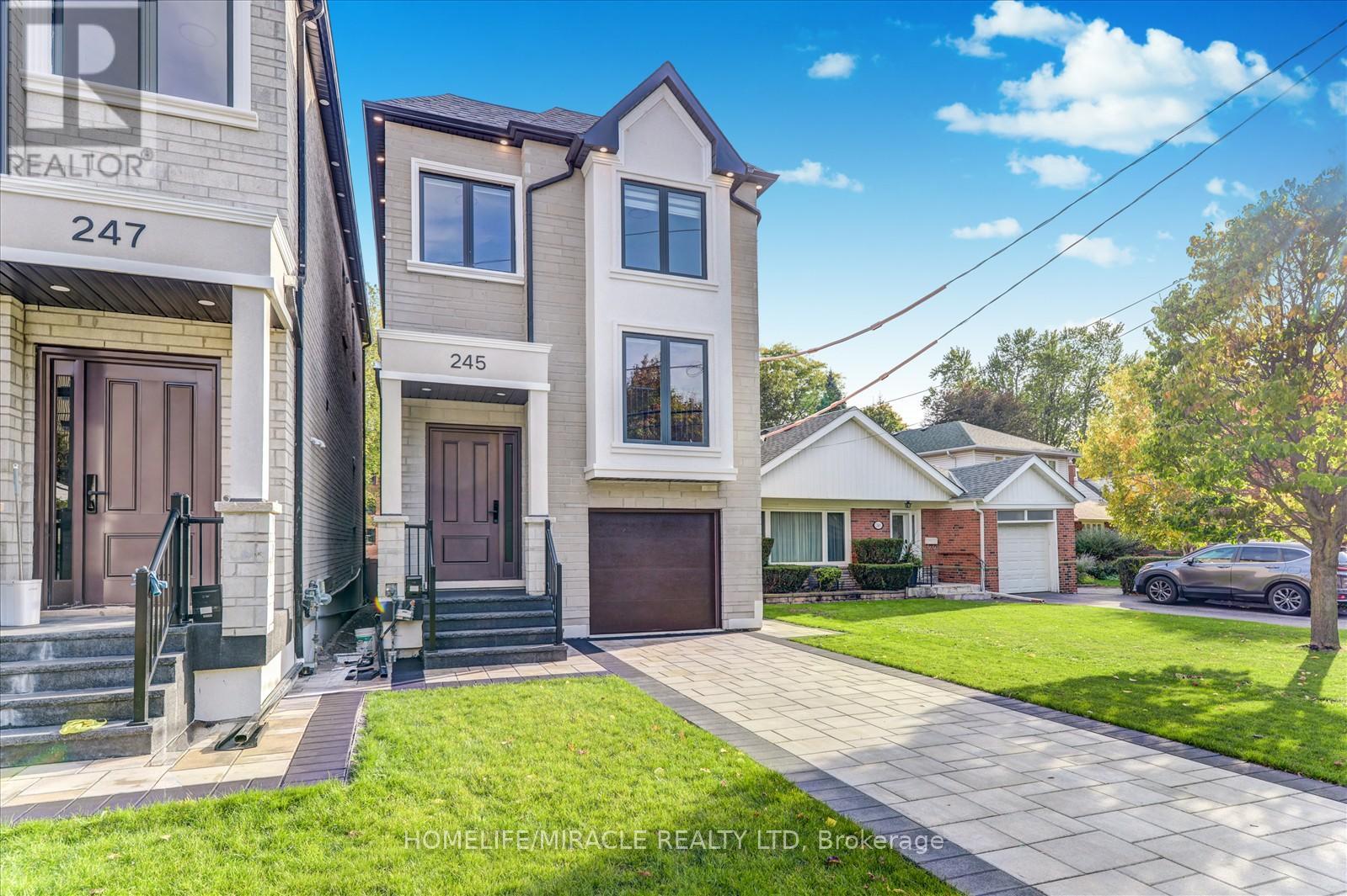 245 Ferris Road, Toronto (O'connor-Parkview), Ontario  M4B 1H2 - Photo 4 - E12469651