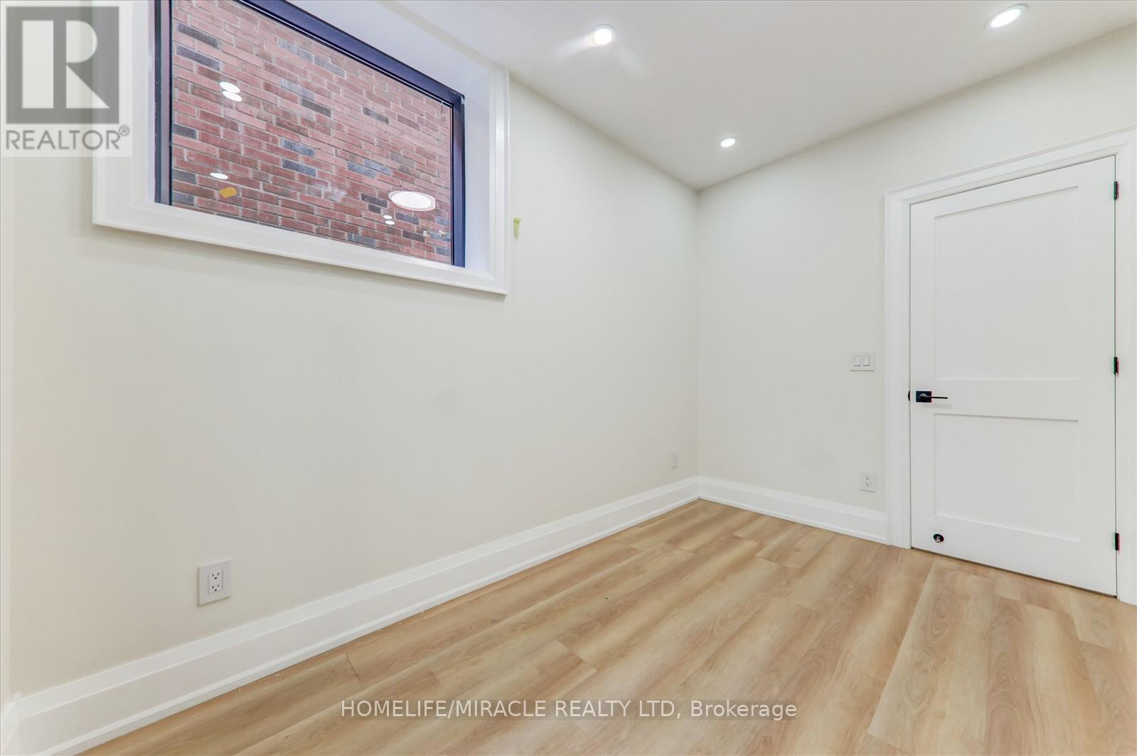 245 Ferris Road, Toronto (O'connor-Parkview), Ontario  M4B 1H2 - Photo 38 - E12469651