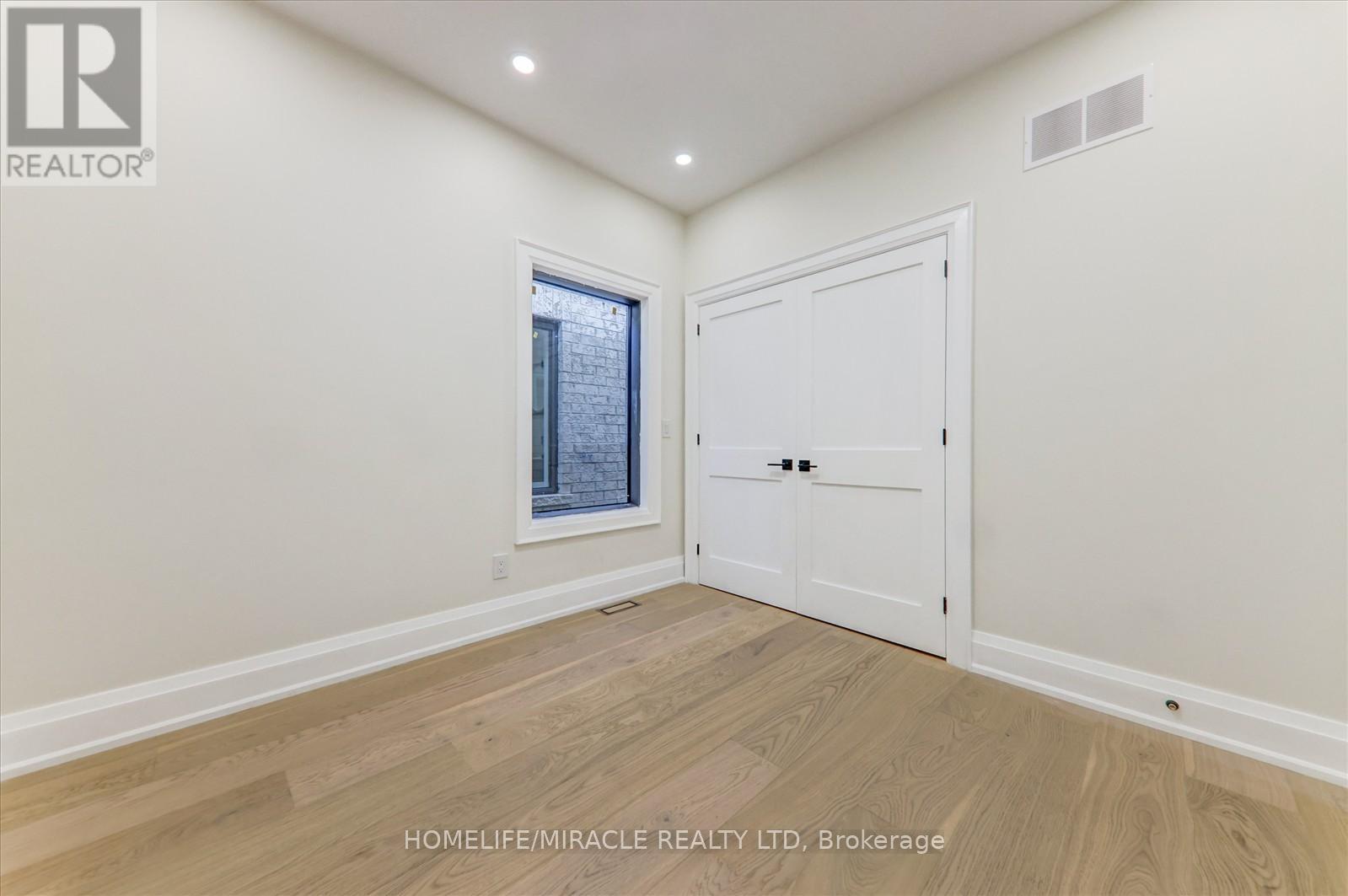 245 Ferris Road, Toronto (O'connor-Parkview), Ontario  M4B 1H2 - Photo 22 - E12469651