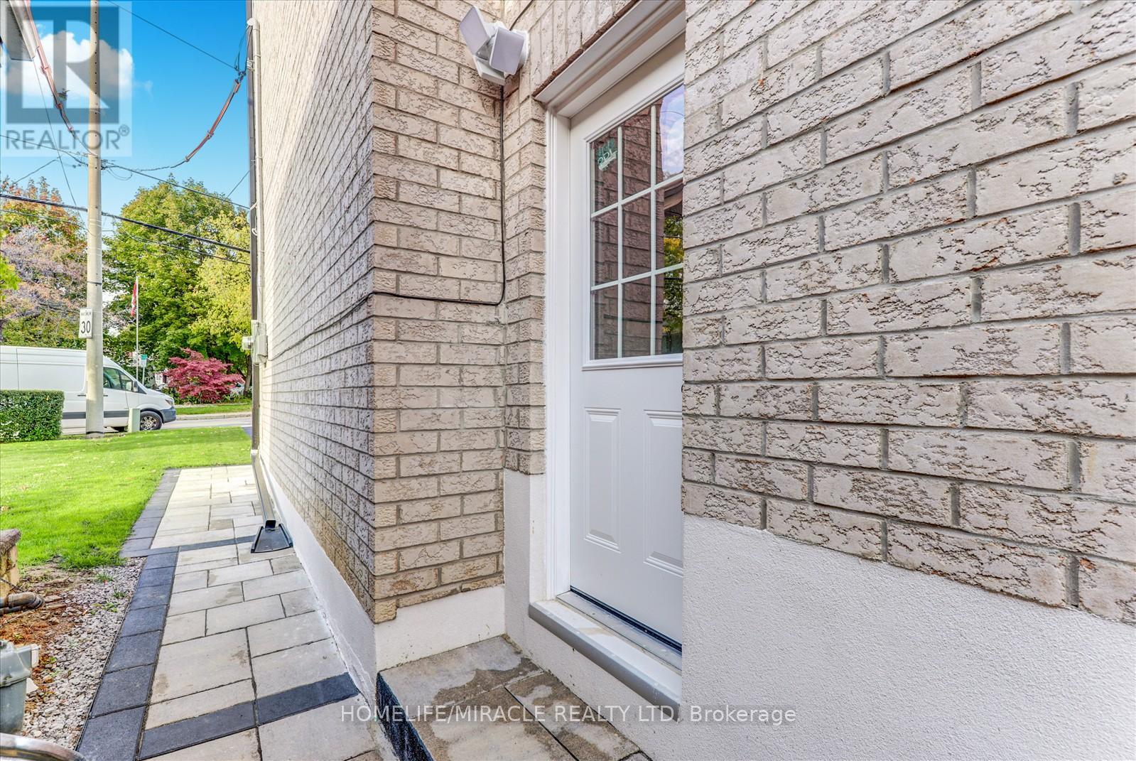 245 Ferris Road, Toronto (O'connor-Parkview), Ontario  M4B 1H2 - Photo 39 - E12469651