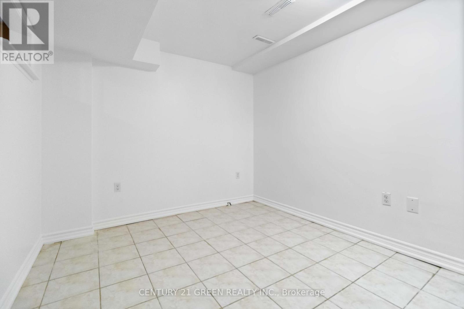 6085 Rowers Crescent, Mississauga, Ontario  L5V 3A2 - Photo 30 - W12470682
