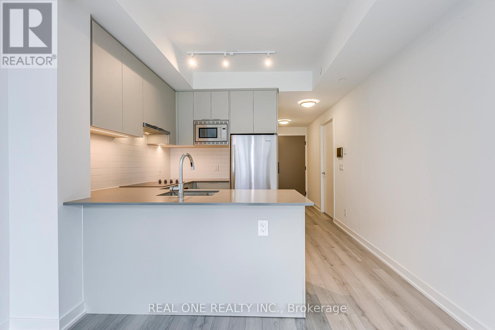 1510 - 3079 Trafalgar Road, Oakville, Ontario  L6H 8C5 - Photo 10 - W12470686