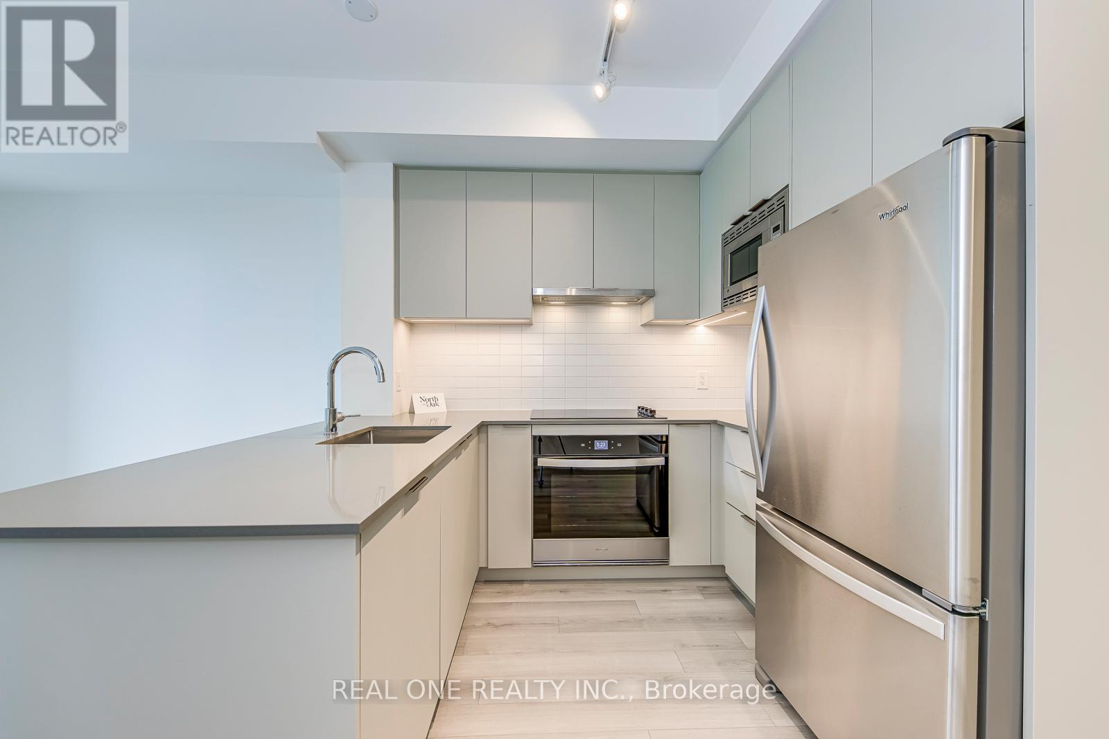 1510 - 3079 Trafalgar Road, Oakville, Ontario  L6H 8C5 - Photo 11 - W12470686