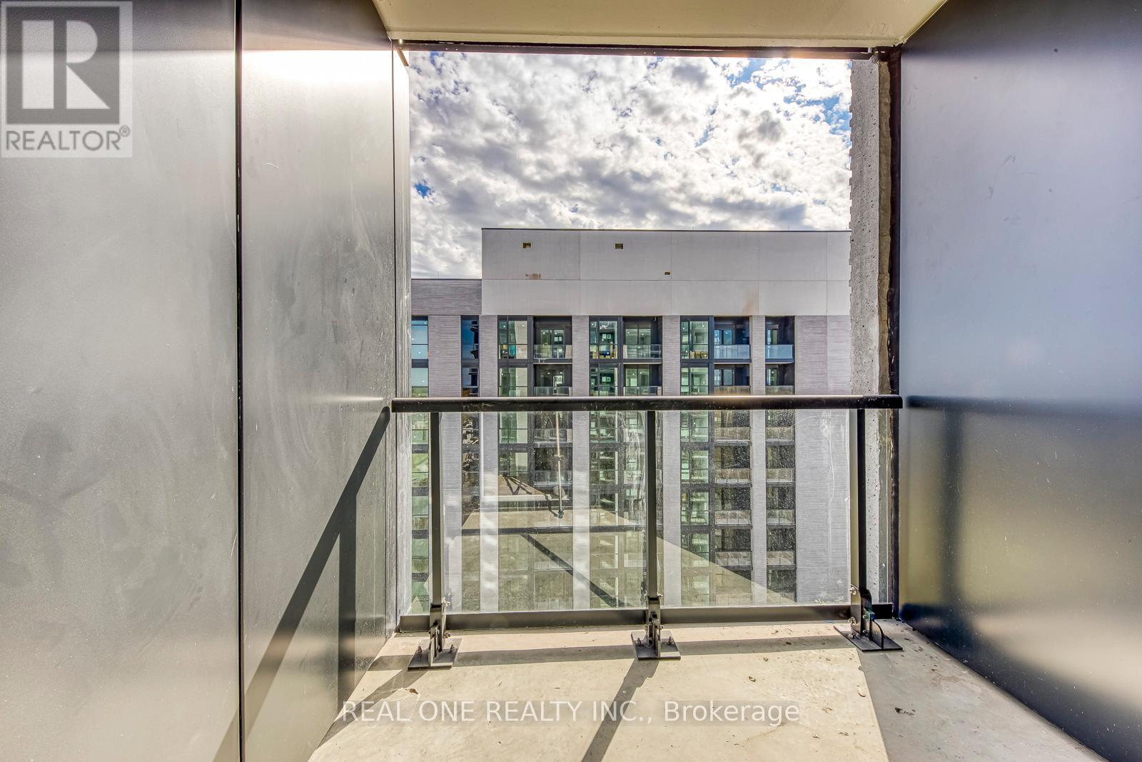 1510 - 3079 Trafalgar Road, Oakville, Ontario  L6H 8C5 - Photo 18 - W12470686