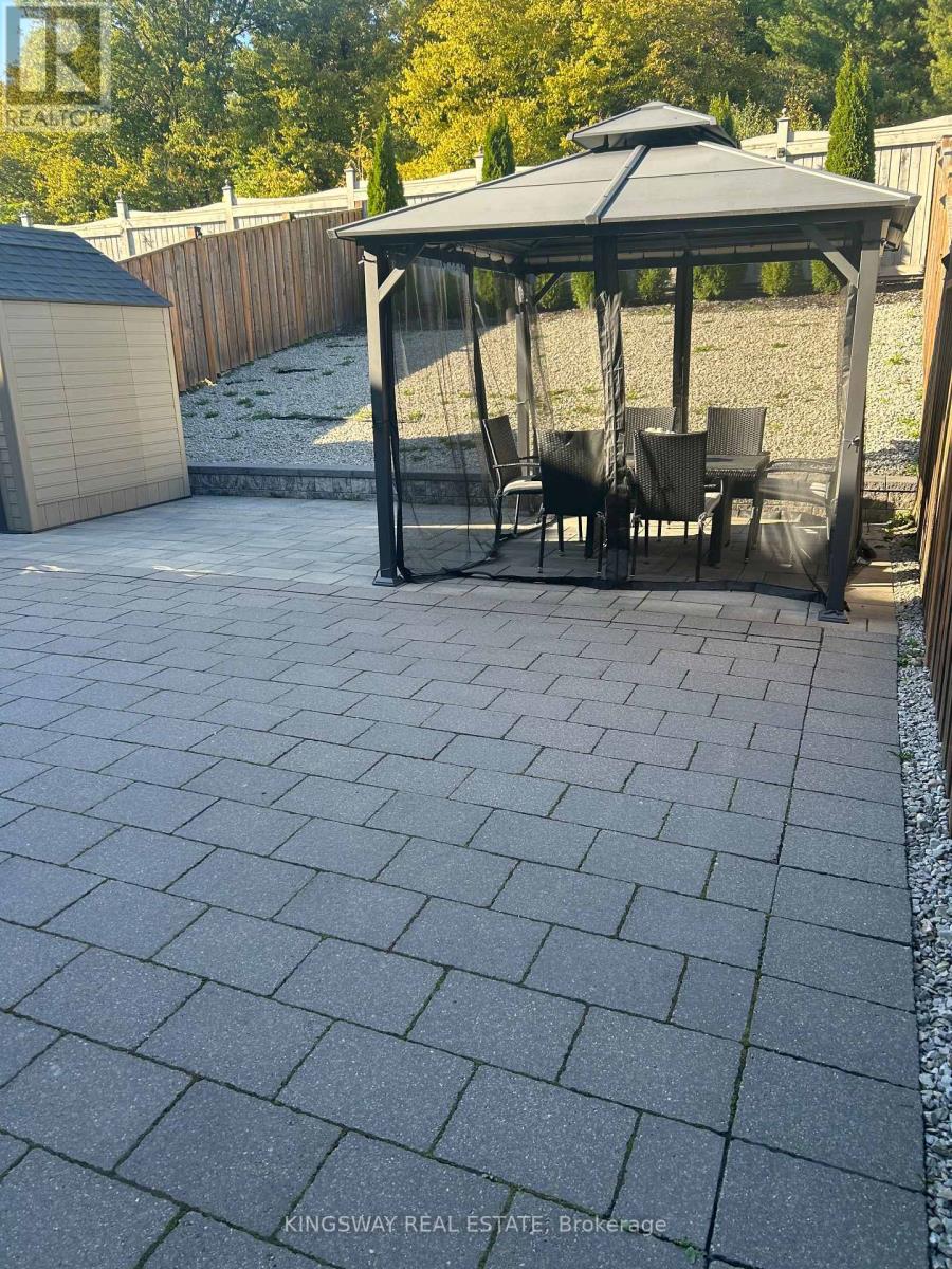 131 Chelsea Crescent, Bradford West Gwillimbury (Bradford), Ontario  L3Z 0J7 - Photo 16 - N12468951
