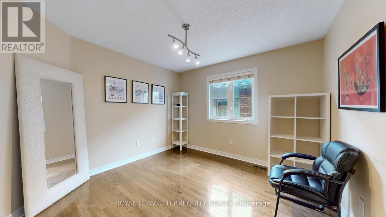 69 Vine Cliff Boulevard, Markham, Ontario  L6C 3E2 - Photo 34 - N12470712
