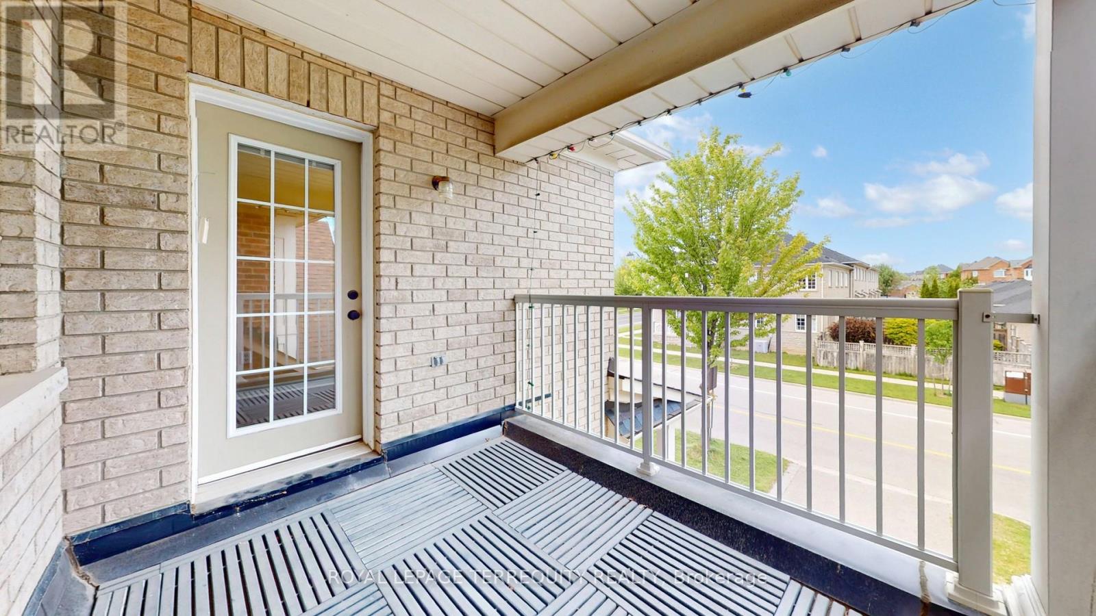 69 Vine Cliff Boulevard, Markham, Ontario  L6C 3E2 - Photo 47 - N12470712