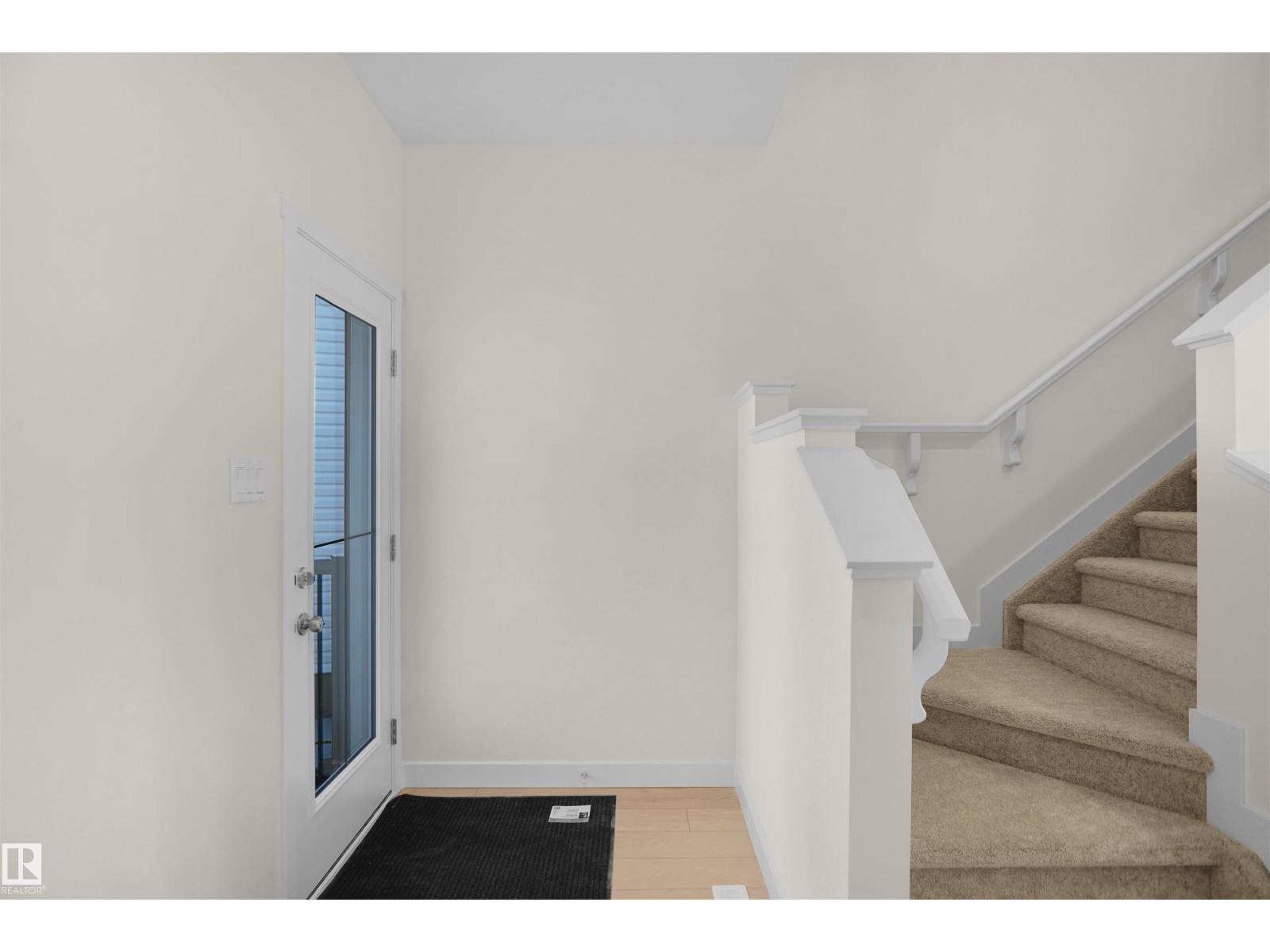 9720 Carson Pl Sw, Edmonton, Alberta  T6W 5P9 - Photo 3 - E4444995