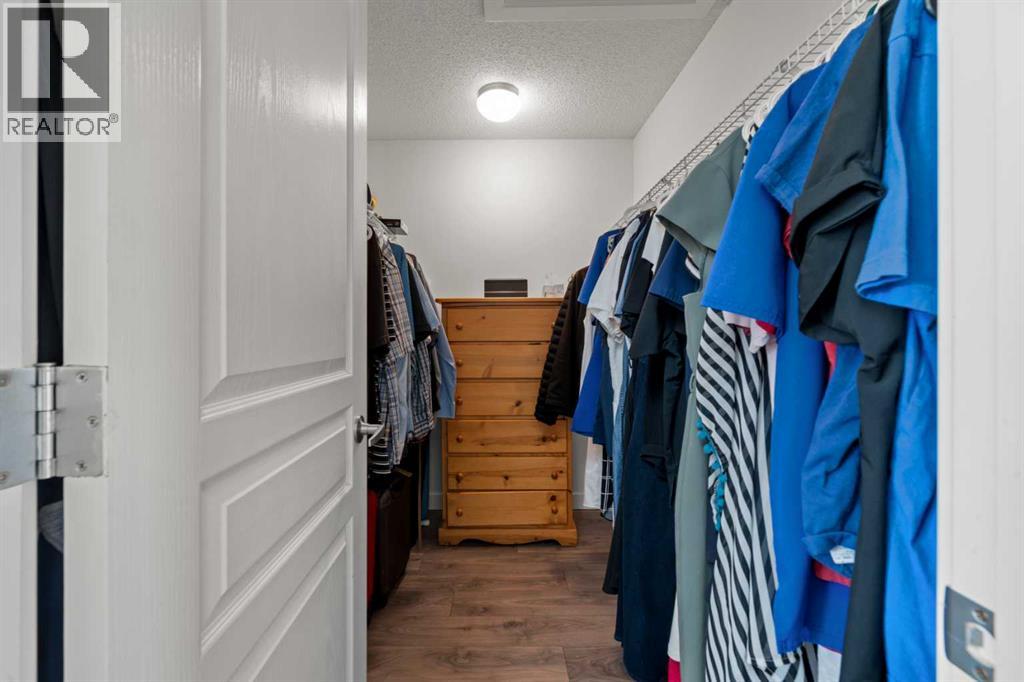 54 Cimarron Vista Gardens, Okotoks, Alberta  T1S 0G2 - Photo 25 - A2248325