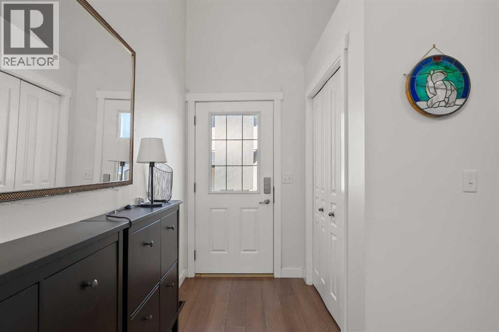 54 Cimarron Vista Gardens, Okotoks, Alberta  T1S 0G2 - Photo 5 - A2248325