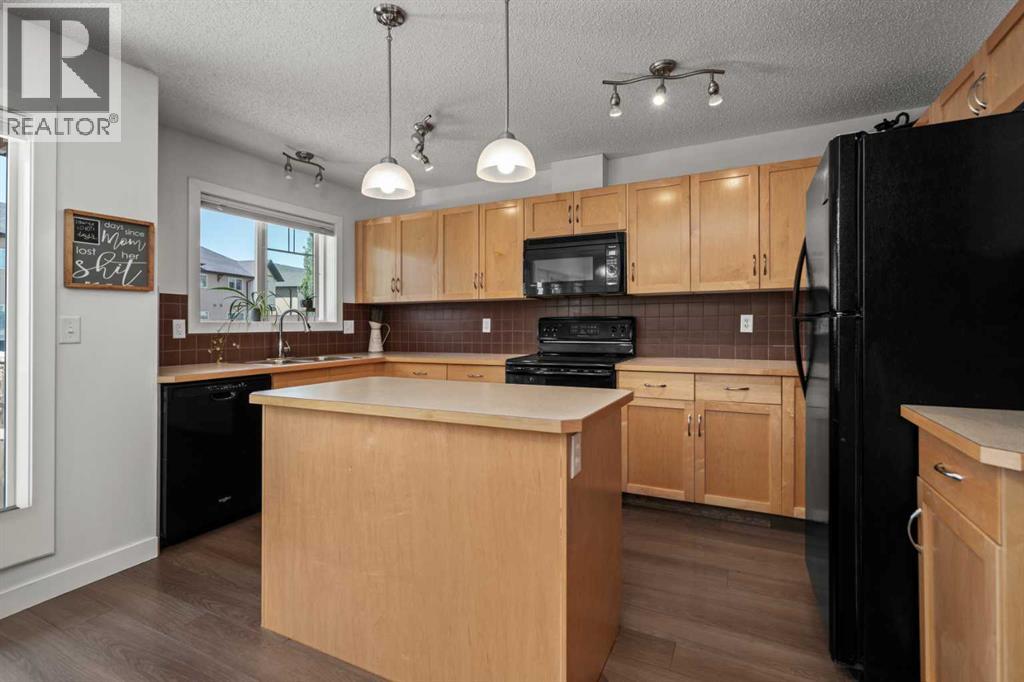 54 Cimarron Vista Gardens, Okotoks, Alberta  T1S 0G2 - Photo 11 - A2248325