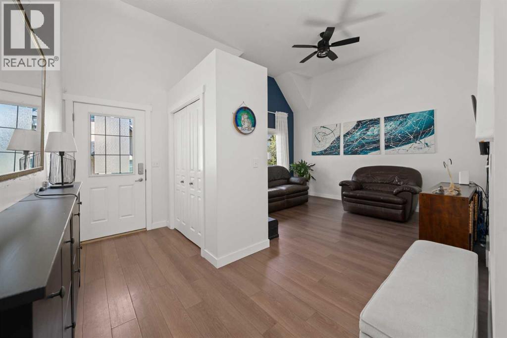 54 Cimarron Vista Gardens, Okotoks, Alberta  T1S 0G2 - Photo 6 - A2248325