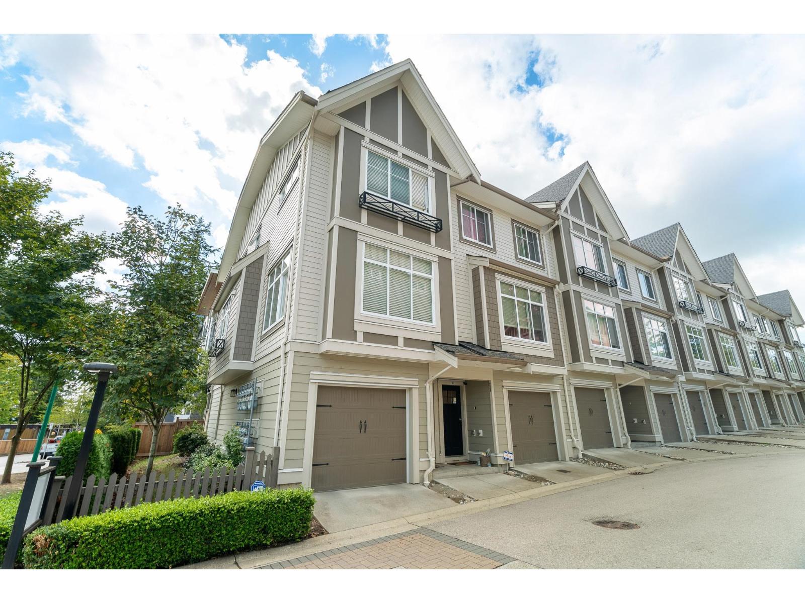 37 6591 195A STREET, Surrey, British Columbia