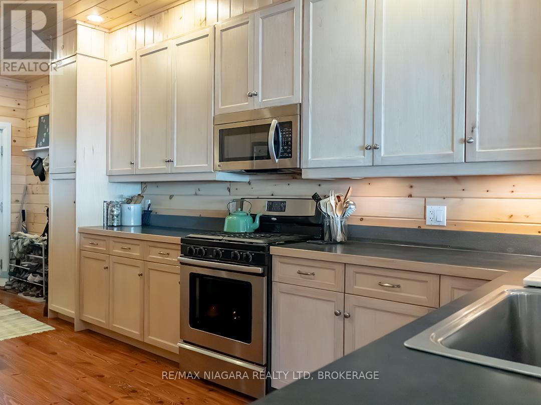 12895 Old Lakeshore Road W, Wainfleet, Ontario  L0S 1V0 - Photo 15 - X12446231