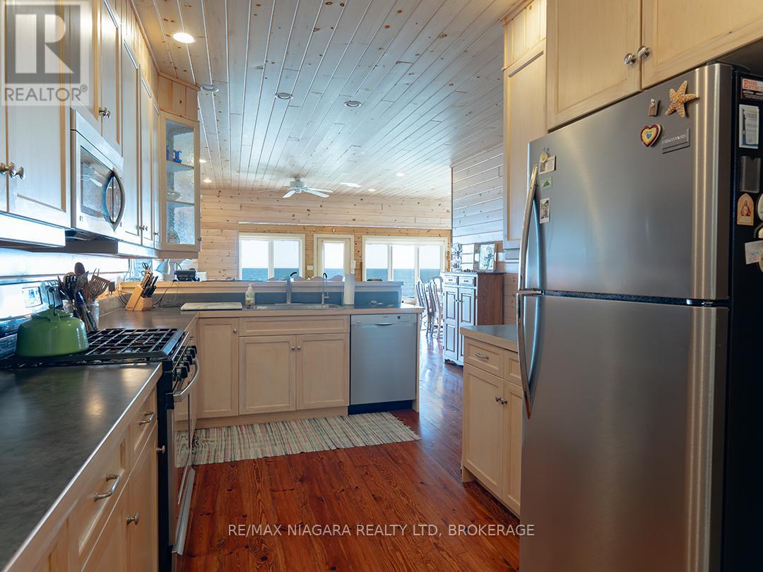 12895 Old Lakeshore Road W, Wainfleet, Ontario  L0S 1V0 - Photo 17 - X12446231