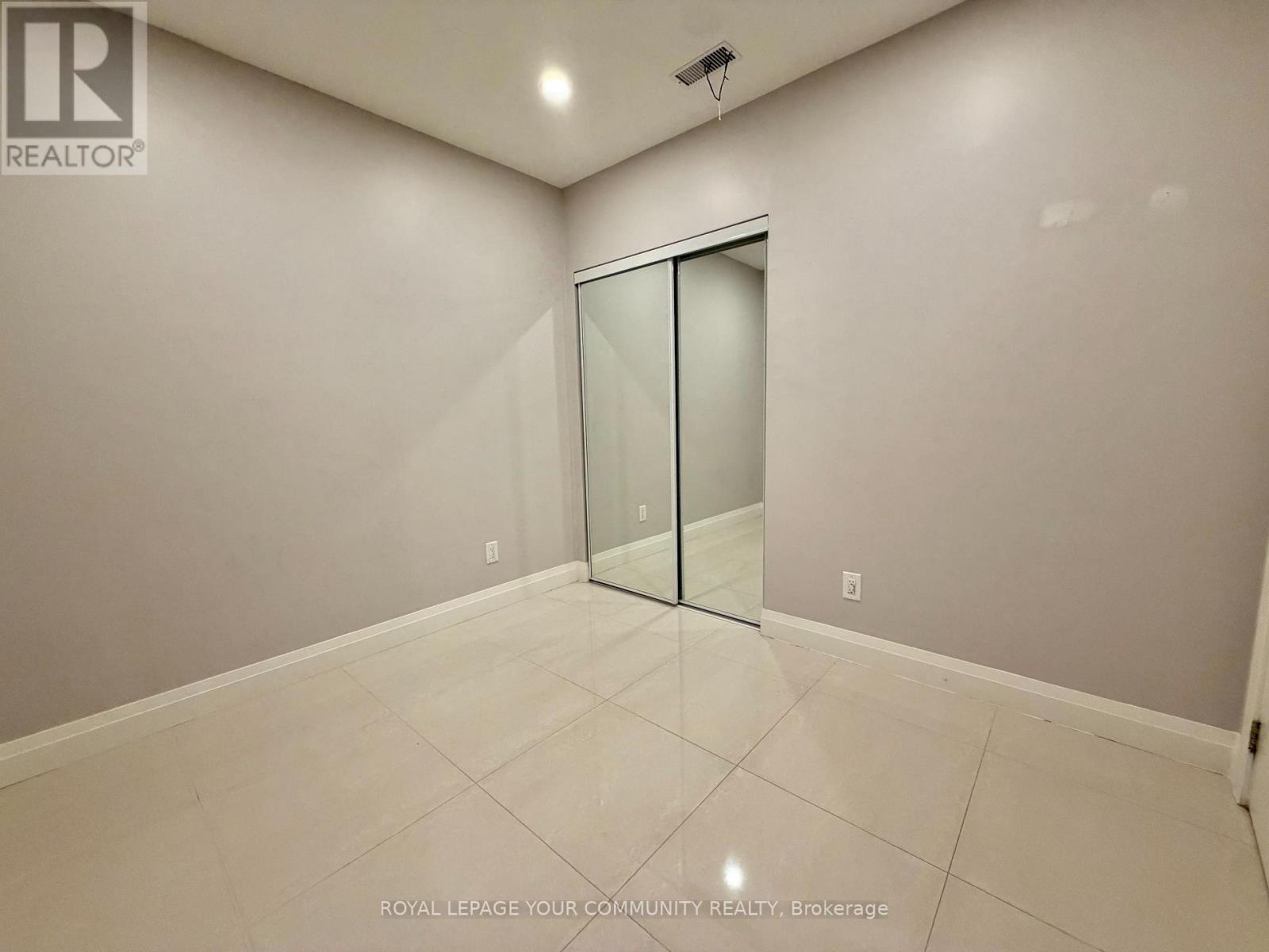 62 30th Street, Toronto, Ontario  M8W 3B8 - Photo 10 - W12470699