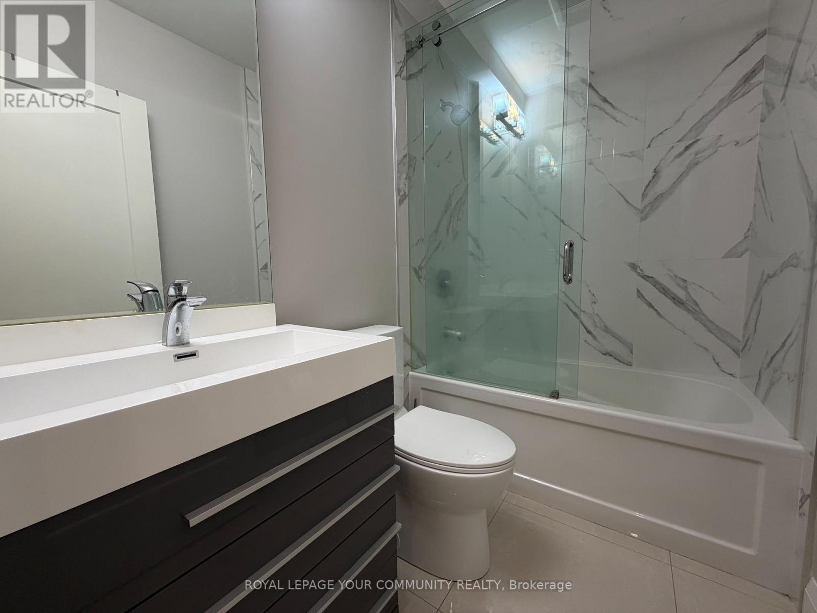 62 30th Street, Toronto, Ontario  M8W 3B8 - Photo 11 - W12470699