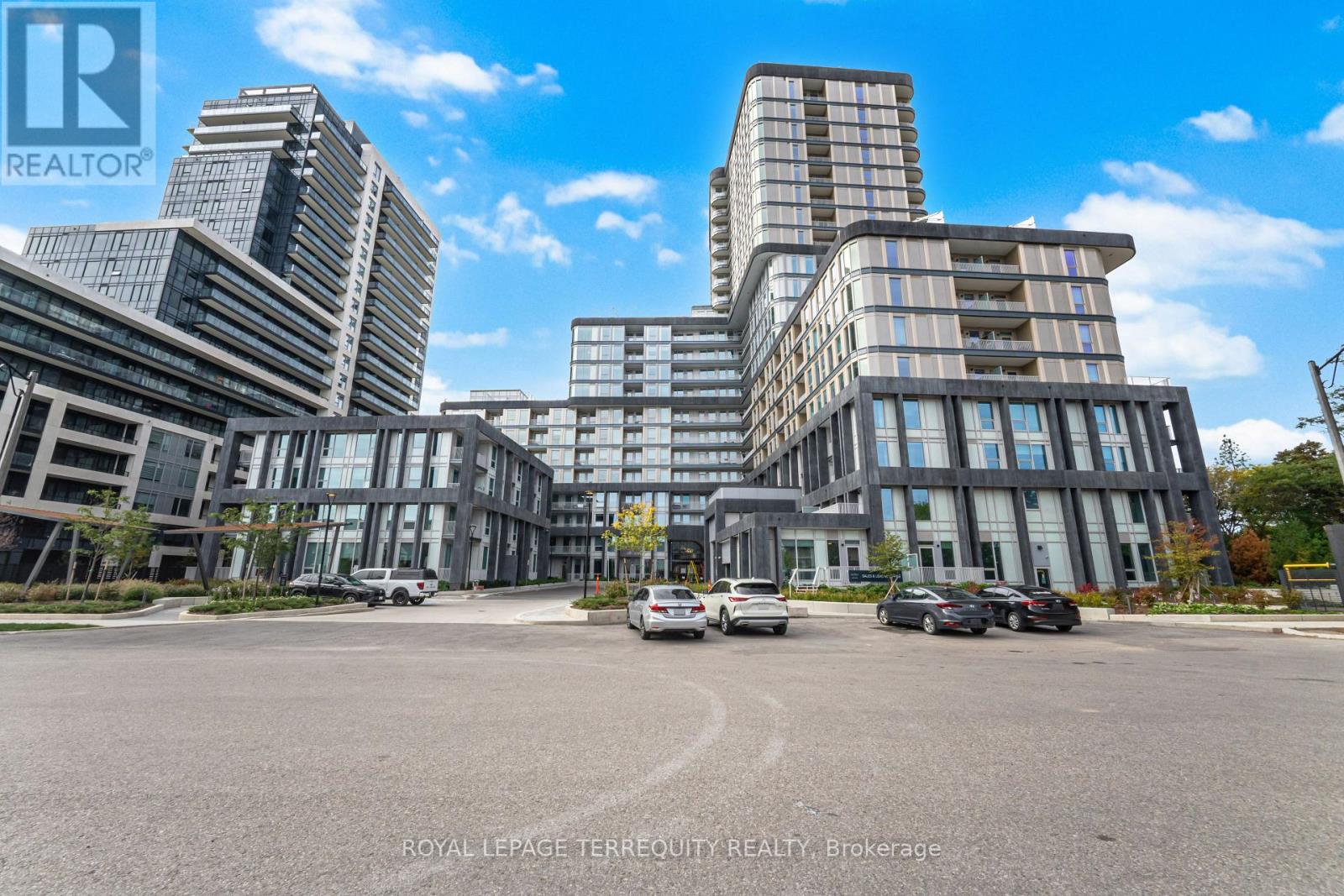 515 - 3240 WILLIAM COLTSON AVENUE, Oakville, Ontario