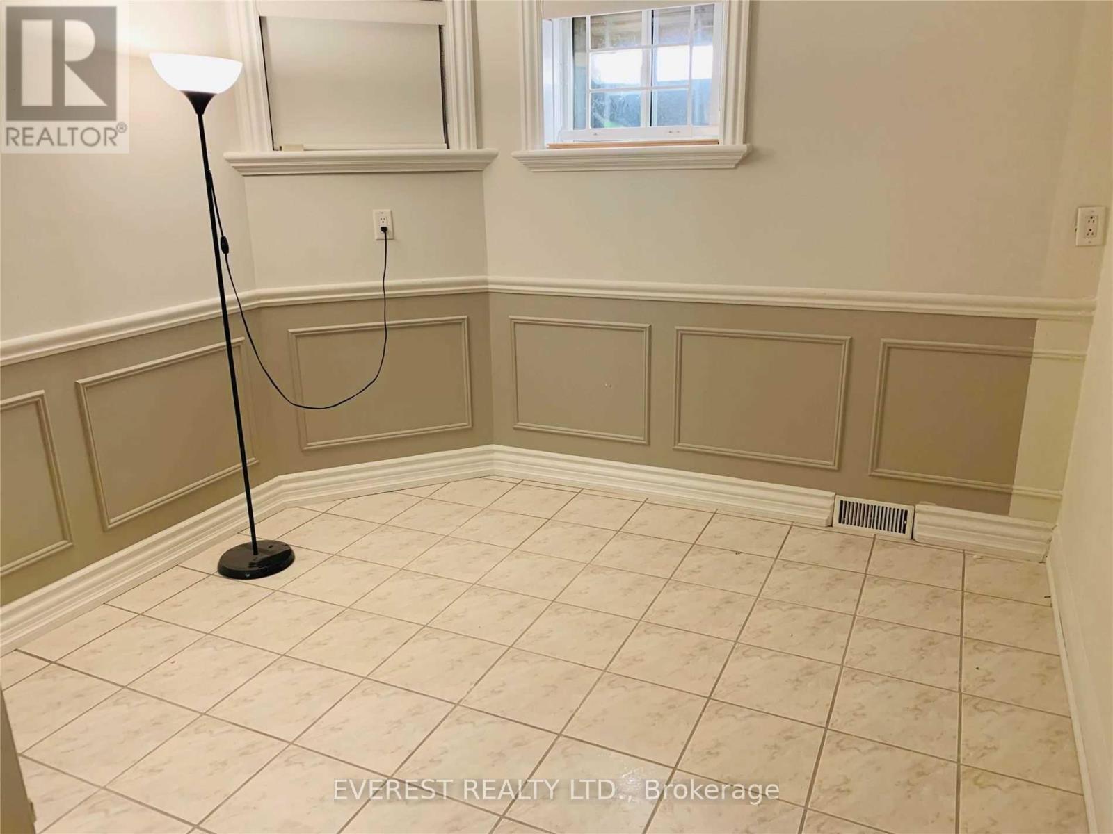 397 Turnberry Crescent, Mississauga, Ontario  L4Z 3W5 - Photo 13 - W12470708