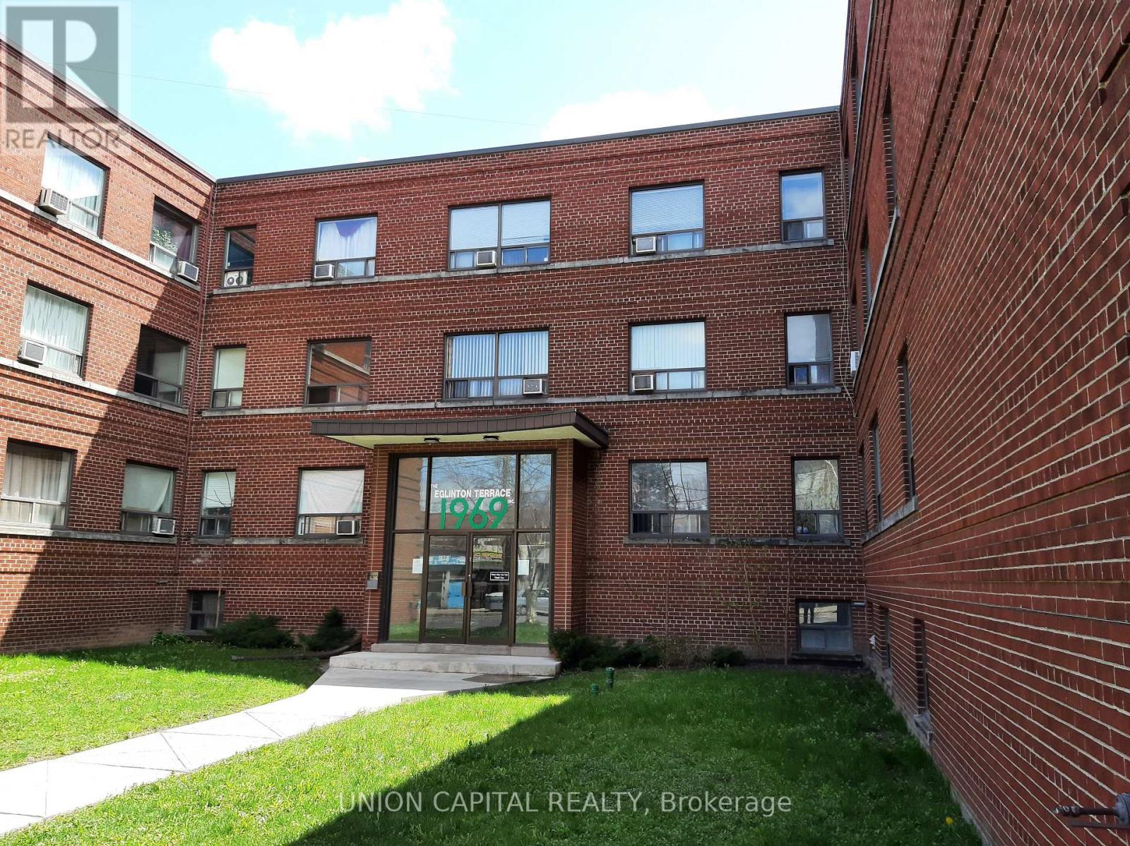 107 - 1969 Eglinton Avenue W, Toronto, Ontario  M6E 2K1 - Photo 10 - W12470720