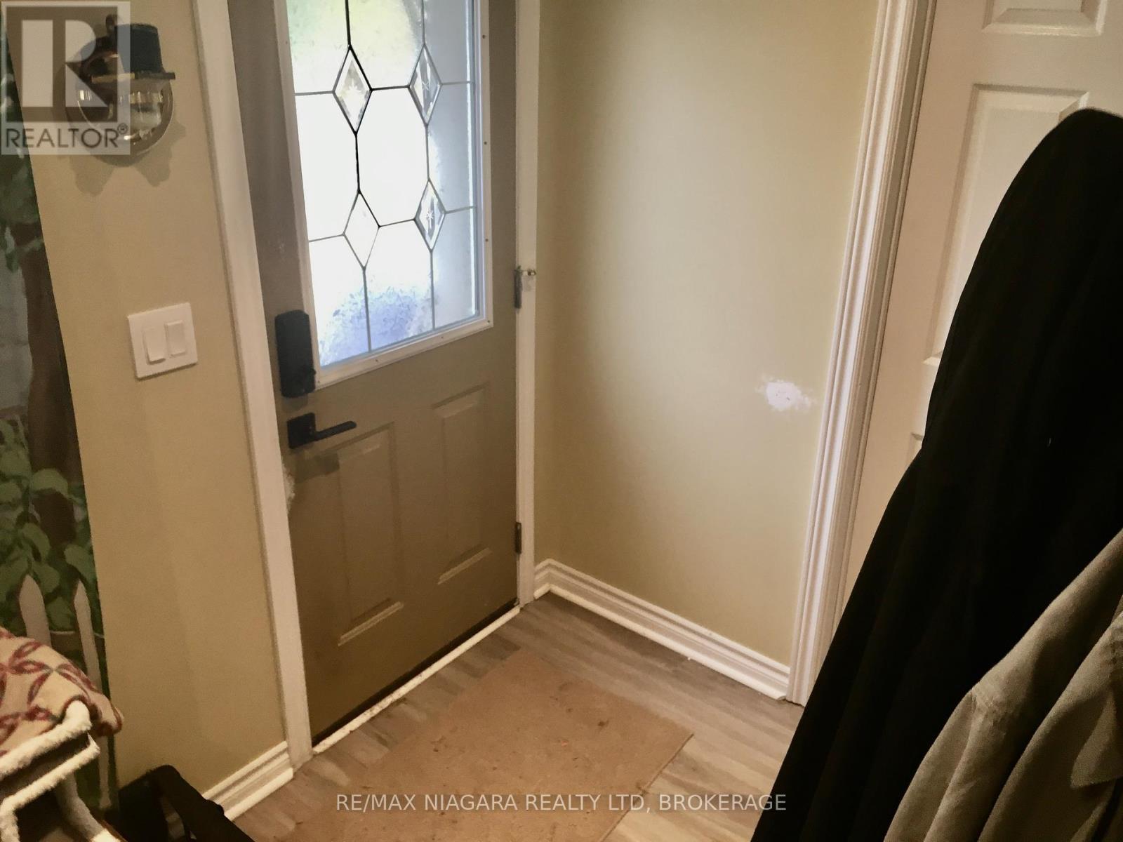 4576 Kalar Road, Niagara Falls, Ontario  L2H 1S9 - Photo 11 - X12470724