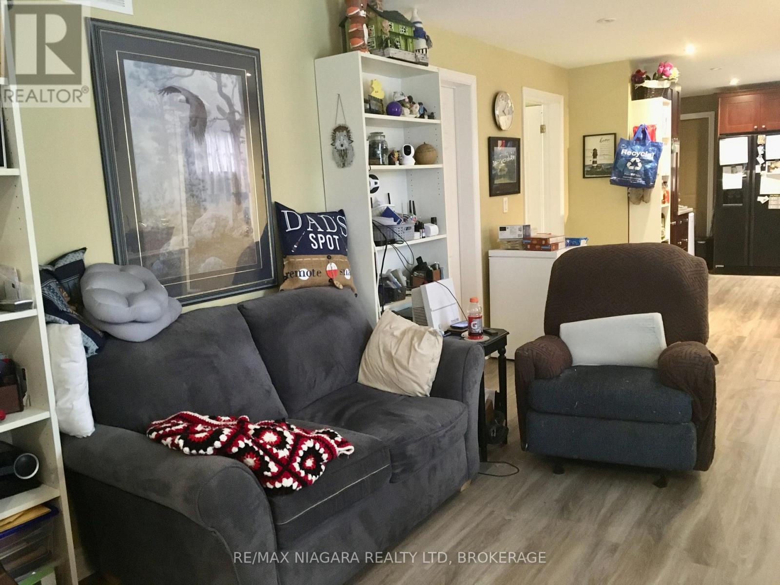 4576 Kalar Road, Niagara Falls, Ontario  L2H 1S9 - Photo 13 - X12470724