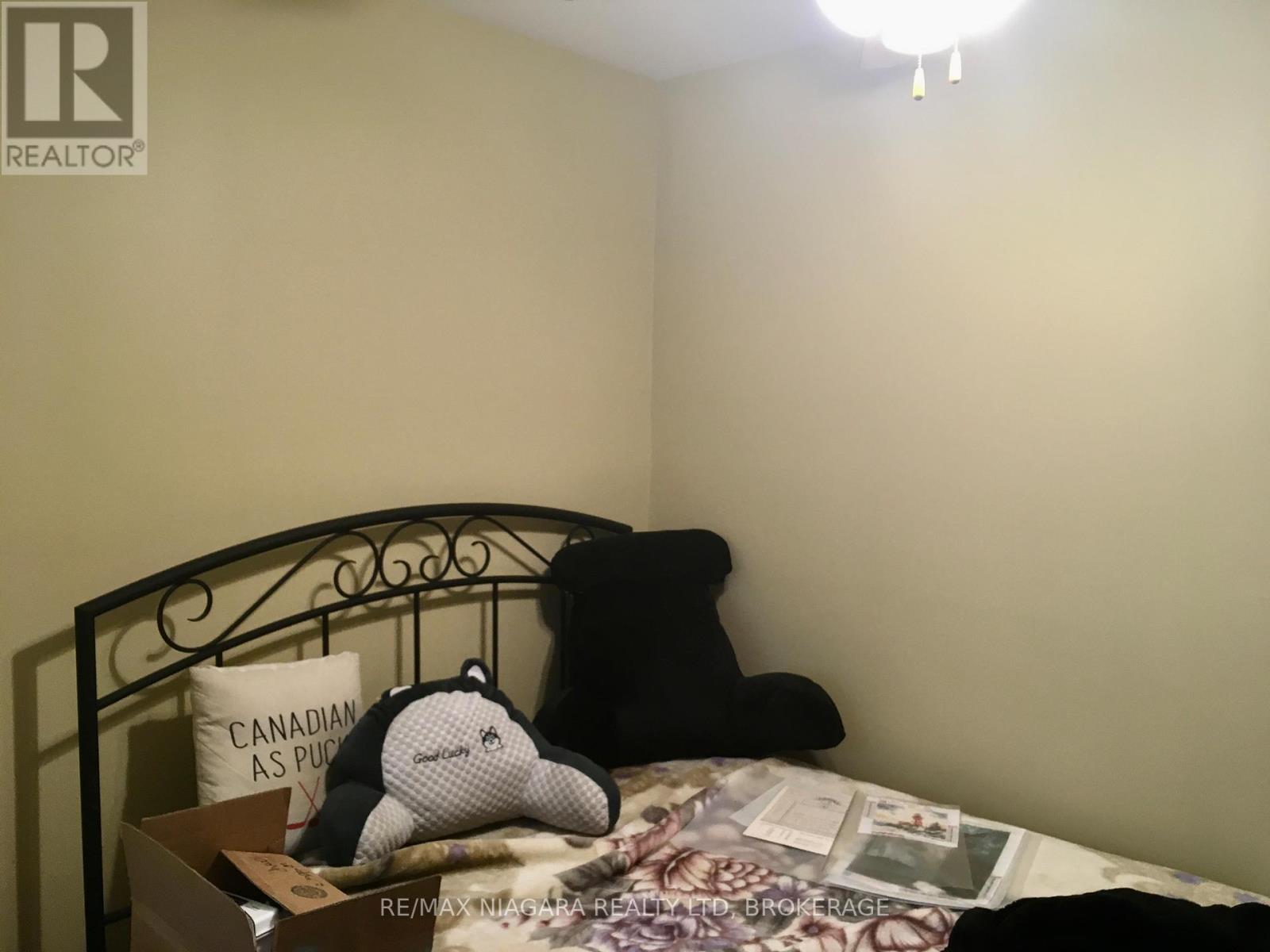 4576 Kalar Road, Niagara Falls, Ontario  L2H 1S9 - Photo 28 - X12470724