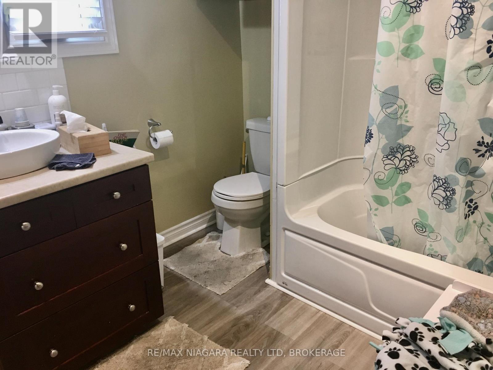 4576 Kalar Road, Niagara Falls, Ontario  L2H 1S9 - Photo 30 - X12470724