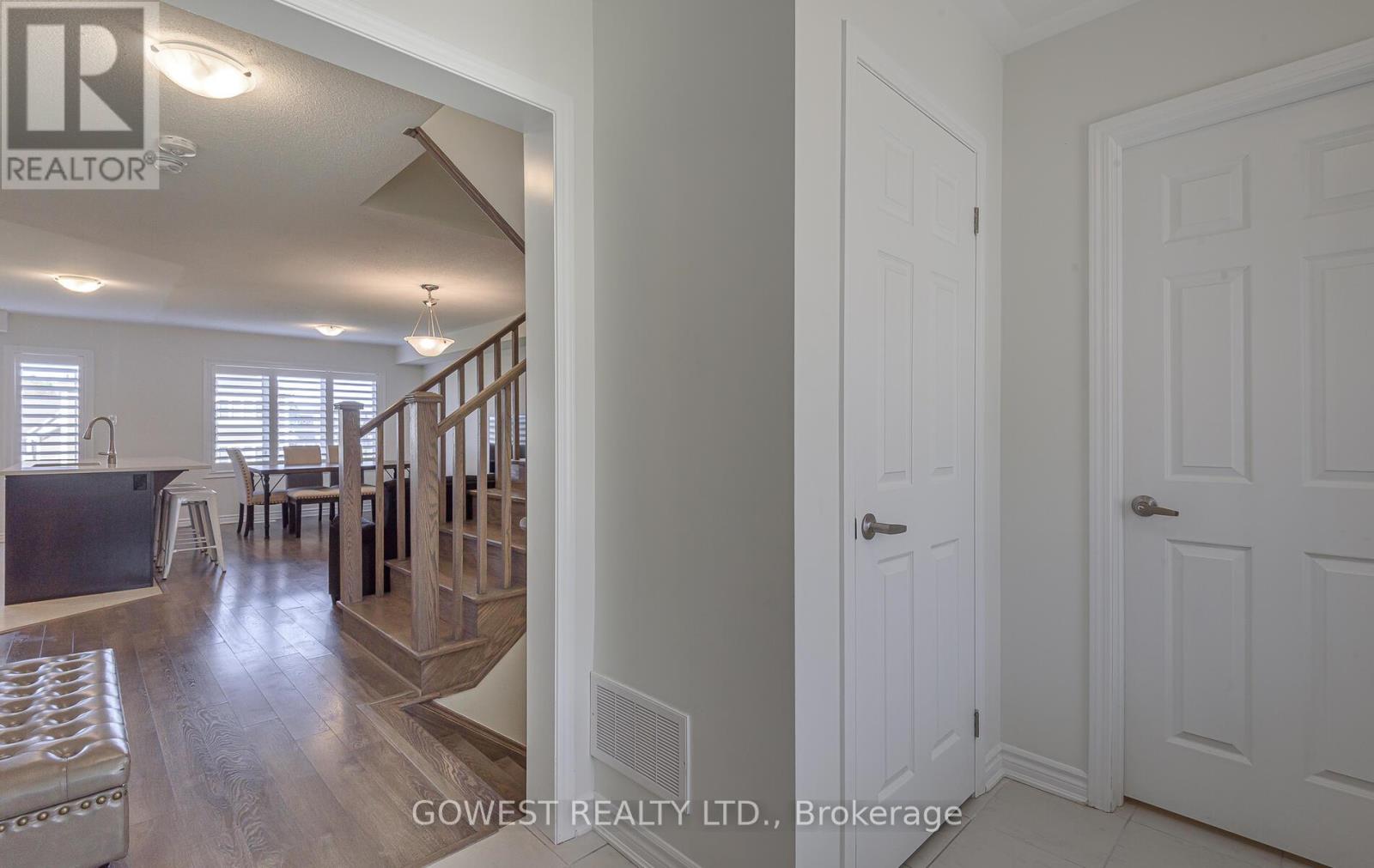 45 Stother Crescent, Bracebridge, Ontario  P1L 0G2 - Photo 6 - X12470719