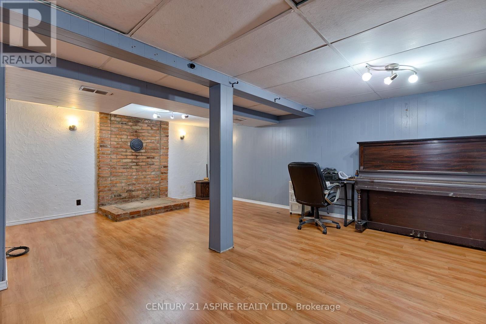 123 Ellis Avenue, Pembroke, Ontario  K8A 2H7 - Photo 31 - X12304350