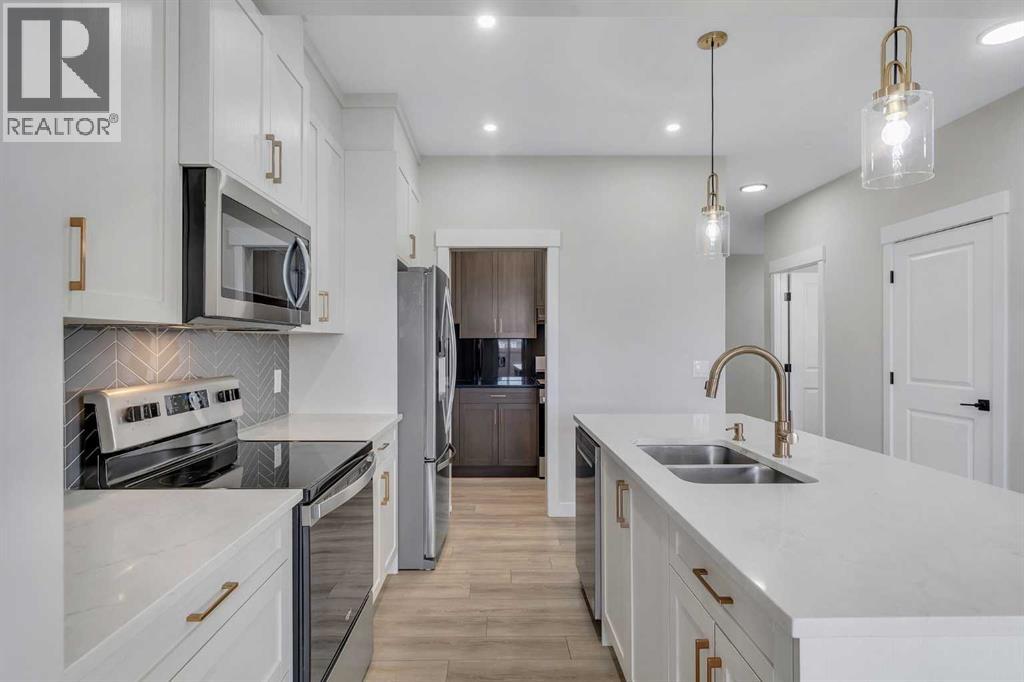 592 Savanna Crescent Ne, Calgary, Alberta  T3J 5P1 - Photo 9 - A2264996