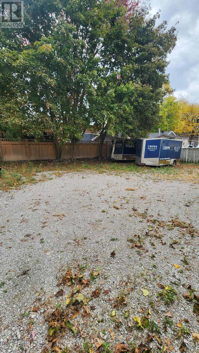 1 Dufferin Street, Innisfil, Ontario  L0L 1L0 - Photo 45 - N12457572