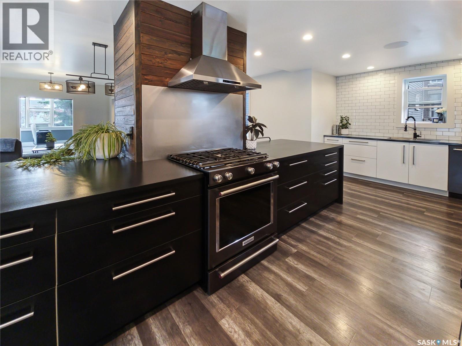 227 H AVENUE S, Saskatoon, Saskatchewan