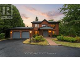 2 MUIRFIELD GARDENS, Ottawa, Ontario