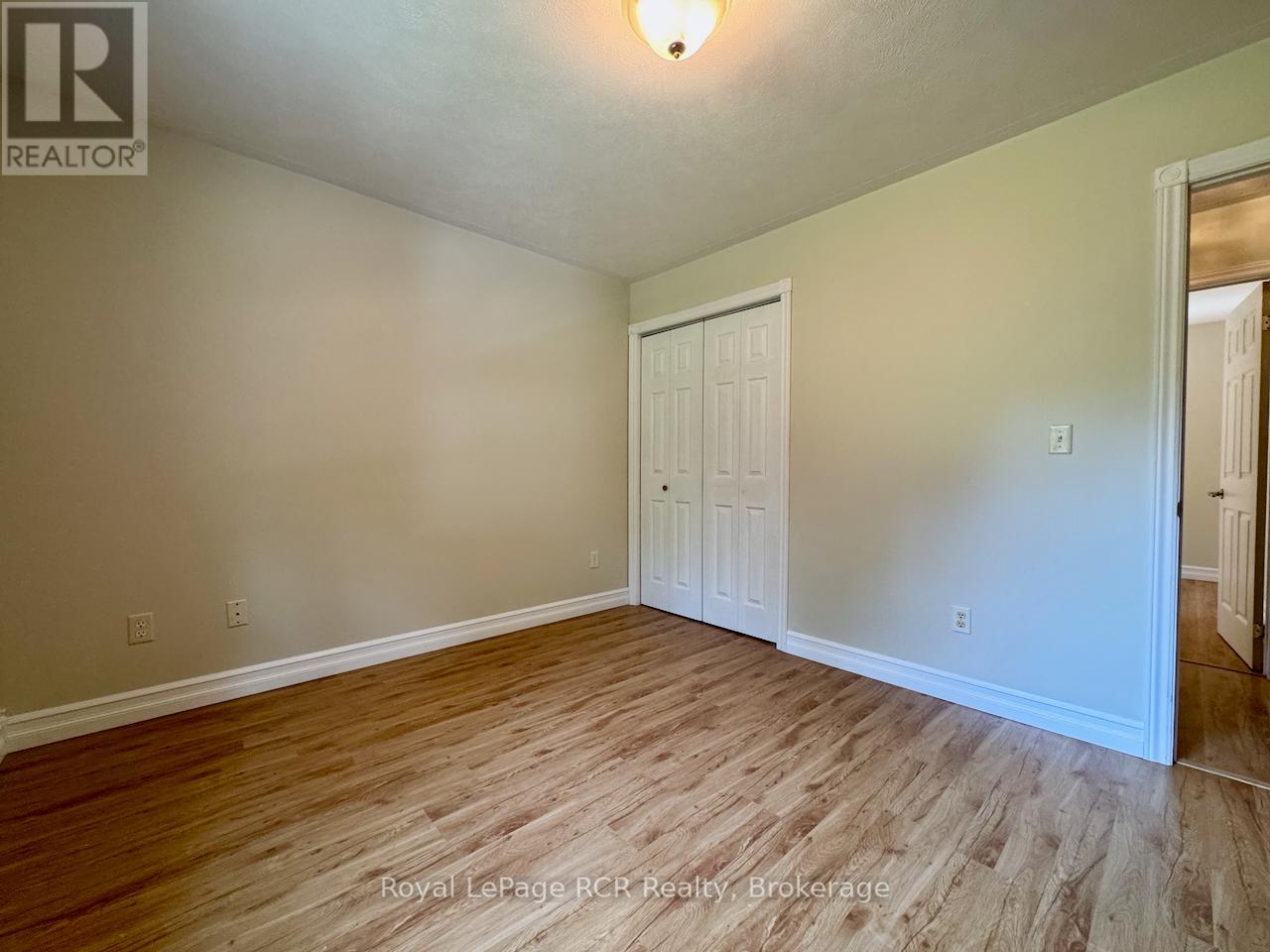 323 East Road, Northern Bruce Peninsula, Ontario  N0H 1W0 - Photo 21 - X12470753