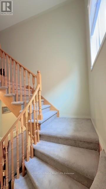 62 Heartleaf Crescent, Brampton, Ontario  L7A 2B7 - Photo 19 - W12470726