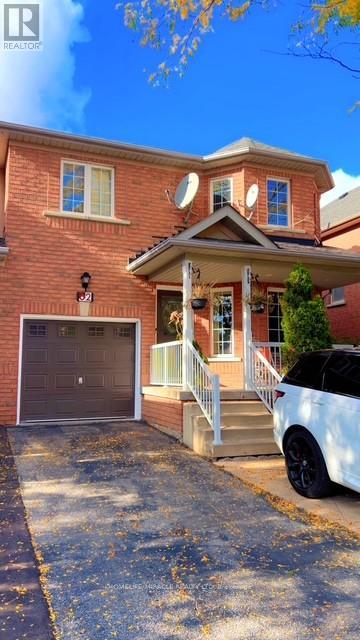 62 Heartleaf Crescent, Brampton, Ontario  L7A 2B7 - Photo 2 - W12470726