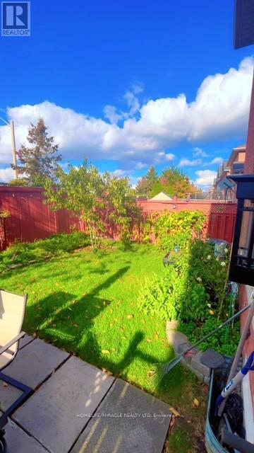 62 Heartleaf Crescent, Brampton, Ontario  L7A 2B7 - Photo 25 - W12470726