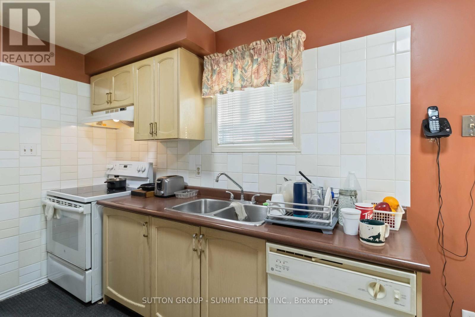 5607 Palmerston Crescent, Mississauga, Ontario  L5M 5Y6 - Photo 10 - W12470727