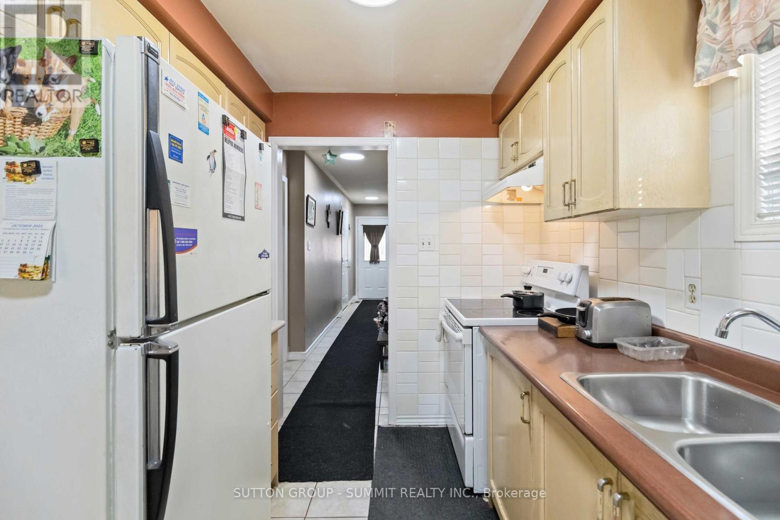 5607 Palmerston Crescent, Mississauga, Ontario  L5M 5Y6 - Photo 11 - W12470727