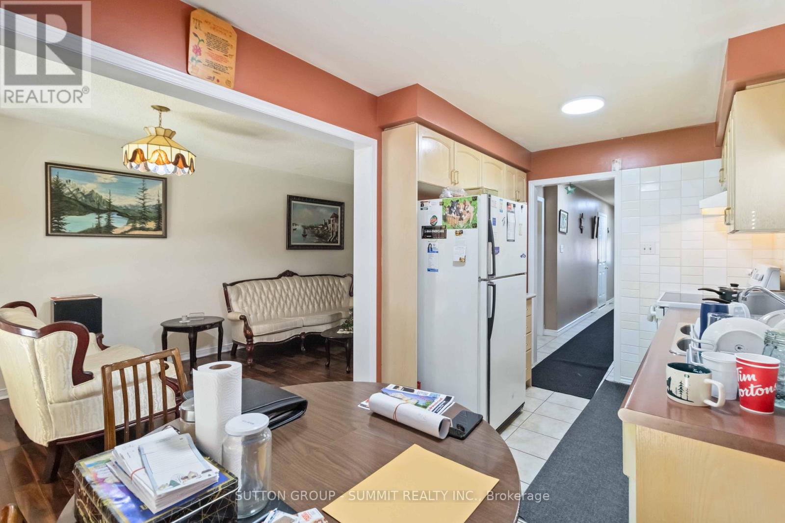 5607 Palmerston Crescent, Mississauga, Ontario  L5M 5Y6 - Photo 9 - W12470727