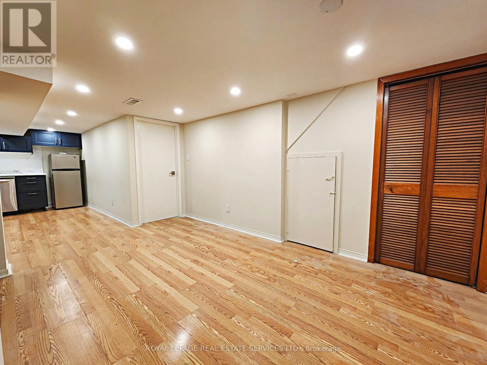Lower - 1826 Dufferin Street, Toronto, Ontario  M6E 3P6 - Photo 4 - W12470729